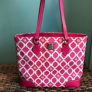 Dooney & Bourke Purse